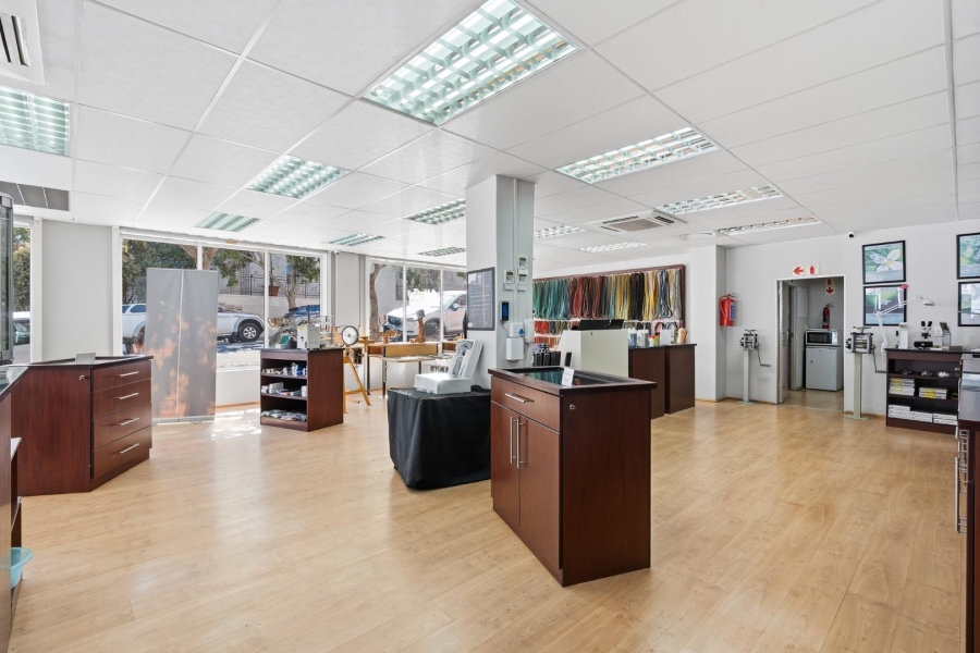 Commercial Property for Sale in Gardens Western Cape